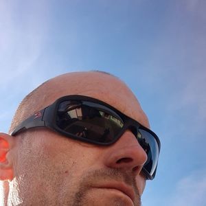 Meet your Posher, Christopher